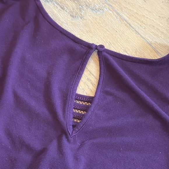 Daniel Rainn top - Picture 9 of 9